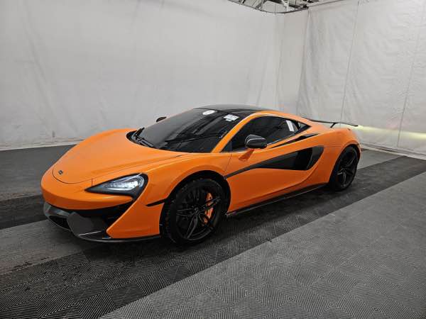 McLaren 570S